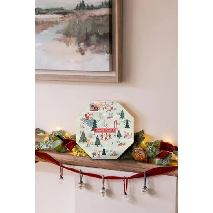 Yankee Candle Après Ski, Teelichter Adventskranz mit 8 Duftvariationen und Glas-Teelicht-Kerzenhalter – Bild 4