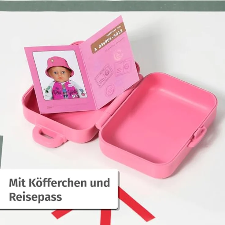 BABY Born Deluxe Reiseoutfit mit Puppenkleid, Hut, Schuhen, Reisepass und Koffer für 43cm Puppen, Zapf Creation - LANDEBAHN WIRD ZUM LAUFSTEG – Bild 4