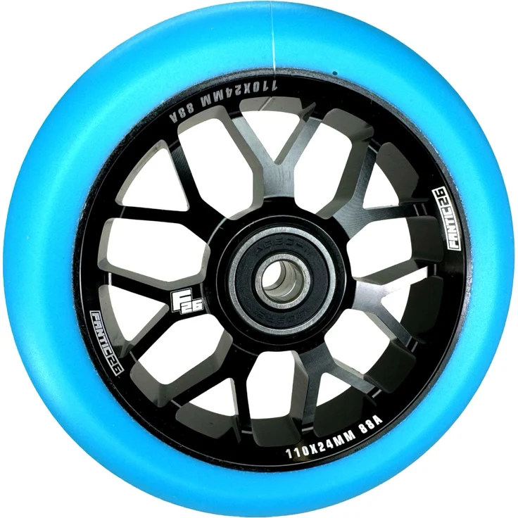 Fantic26 Spy7 Stunt-Scooter Rolle 110mm Abec11 in Schwarz/PuTürkis, Aluminiumkern, ABEC-11 Kugellager, 88A Härte