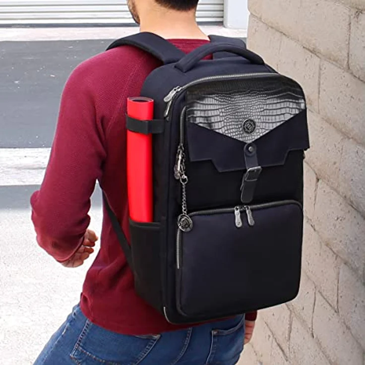 ENHANCE MTG-Rucksack - Sammleredition TCG-Rucksack für Deckboxen, gesleevte Karten, Spielmatten, MTG-Zubehör - Card Defender Screen, Drachen Schwarz – Bild 4