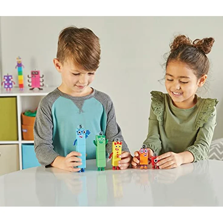 Learning Resources HM95356-UK Freunde Fünf, Offizielles Sammelspielzeug, enthält die Numberblocks Eins, Zwei, DREI, Vier & Fünf, perfekt zum Aufstellen & mit beweglichen Armen für realistisches Spiel – Bild 7