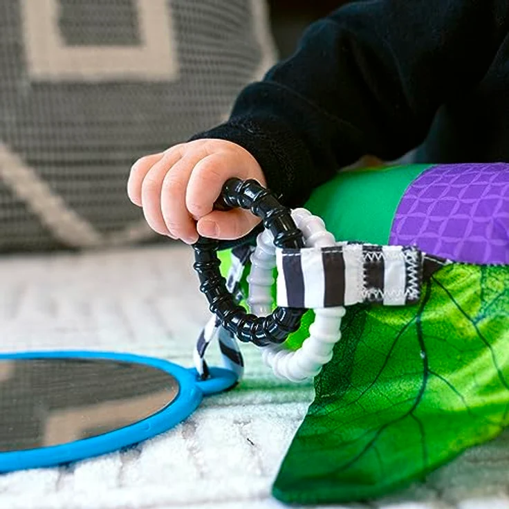 Baby Einstein Cal-a-Pillow™ Tummy Time Aktivitätskissen, Kinderkissen mit 9 multisensorischen Elementen, geeignet für Babys von 0-12 Monaten, abwischbar, dreisprachig (Englisch, Spanisch, Französisch) – Bild 8