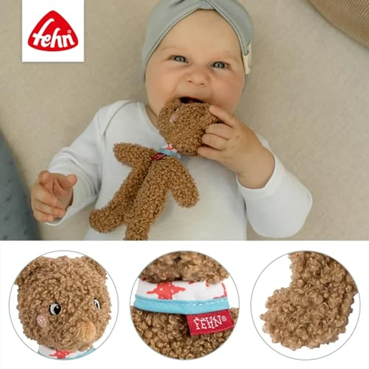 Fehn Knistertier Bär, 17 cm Babyspielzeug aus Curly-Plüsch mit Raschelpapier für Babysinnesentwicklung – Bild 5