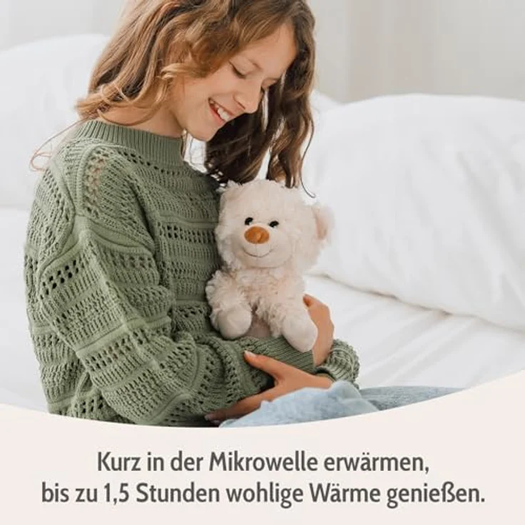 Habibi Plush 1628 Bär liegend, Wärmekissen mit Hirsefüllung, zum Erwärmen in Mikrowelle/Backofen, ca. 35 cm, für Kinder und Erwachsene, ideal auch für Babys – Bild 3