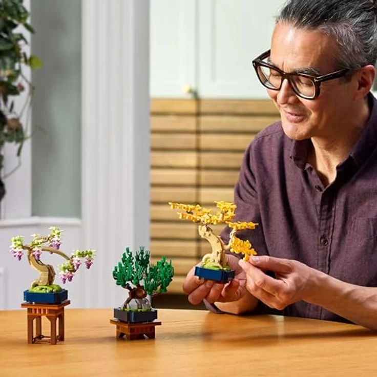 LEGO Botanicals Mini-Bonsai Set 10373, DIY Deko mit Ginkgo, Schwarzkiefer & Wisteria, anpassbare Zimmerpflanzen für Erwachsene – Bild 3