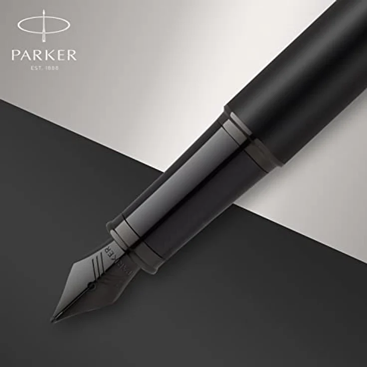 Parker IM Füller | Mattschwarz mit schwarzen Zierteilen | Füllfederhalter mit mittlerer Feder und blauer Tinte | Geschenkbox – Bild 4