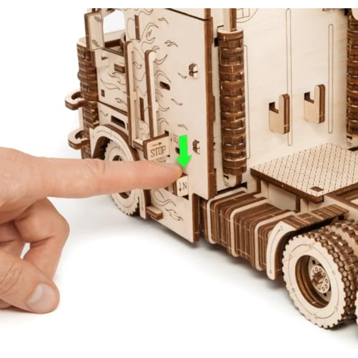 EWA Eco-Wood-Art Truck Road King 3D-Puzzle, aufziehbarer Metallfedermotor, rotierende Vorderräder, natur – Bild 4