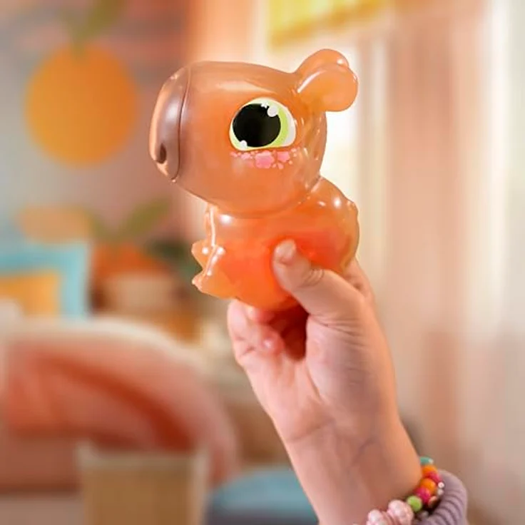 GOLIATH Animagic Let's Glo Capybara, Wasserspielzeug mit Leuchtfunktion für Kinder ab 4 Jahren, braun – Bild 5
