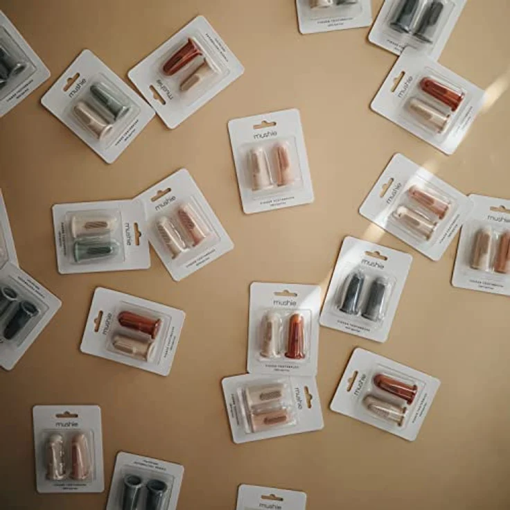 Mushie Fingerzahnbürste für Babys, 2er Packung aus lebensmittelechtem Silikon, beruhigend für Zahnfleisch, Farbe Erröten/Shifting Sand – Bild 4