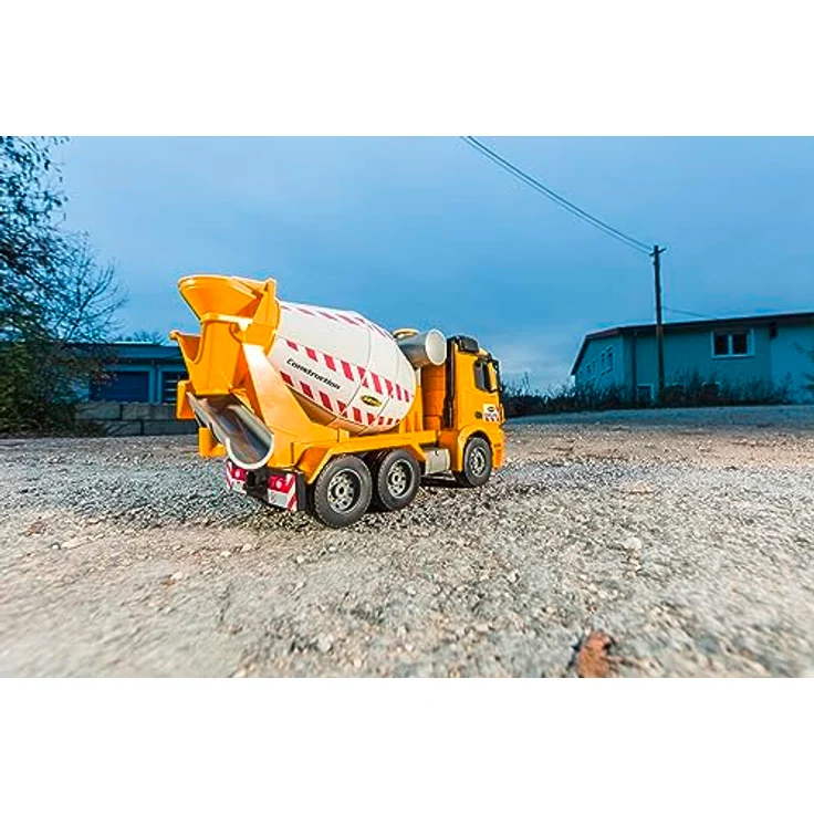 Carson 500907667 1:20 MB Arocs Betonmischer 100% RTR - Ferngesteuertes Fahrzeug, RC Betonmischer mit Funktionen Licht und Sound, inkl. Batterien und Fernsteuerung – Bild 5