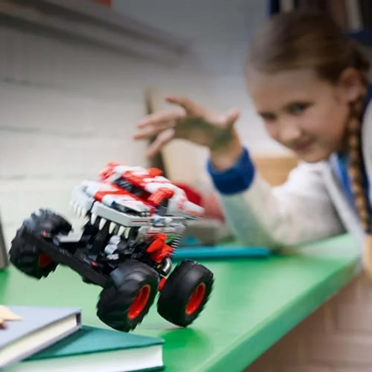 LEGO Technic 42200 Monster Jam™ ThunderROARus™, Spielzeug-Monstertruck mit Rückziehmotor, Mehrfarbig, 232 Teile – Bild 3