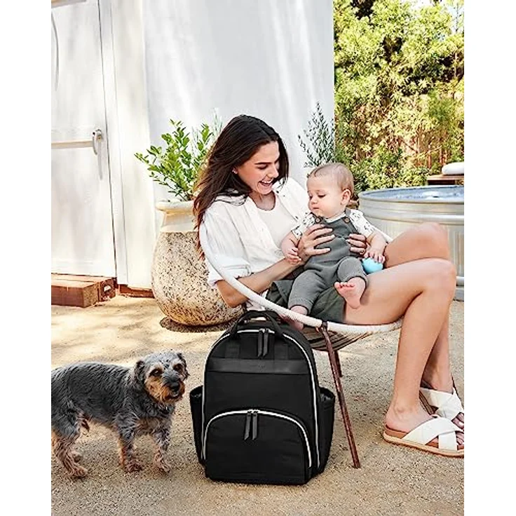 Skip Hop Envi Luxe Eco Wickelrucksack, schwarz, nachhaltig aus recycelten Materialien, 10 Taschen und Fächer, leicht zugängliches Fach für Feuchttücher – Bild 12