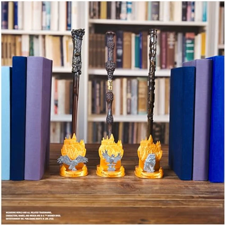 Wizarding World Harry Potter - Authentischer Zauberstab aus Kunststoff mit Hogwarts-Halterung, ca. 30,5 cm, Spielzeug für Kinder ab 14 Jahren, Fanartikel – Bild 3