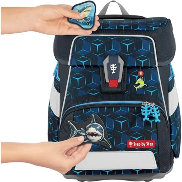 Step by Step Schulranzen-Set Space Shine „Shark Dexter“ 5-teilig, ergonomischer Tornister aus reflektierendem Material, höhenverstellbar, 20L, blau-schwarz, Hai – Bild 3