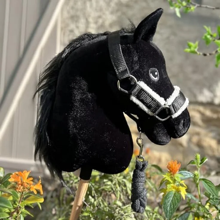 Hobby Horse Land Stormy A3, Steckenpferd mit Trense und Set, schwarz, langlebige Materialien für jahrelangen Spielspaß, sichere Verwendung nach EU-Normen – Bild 4