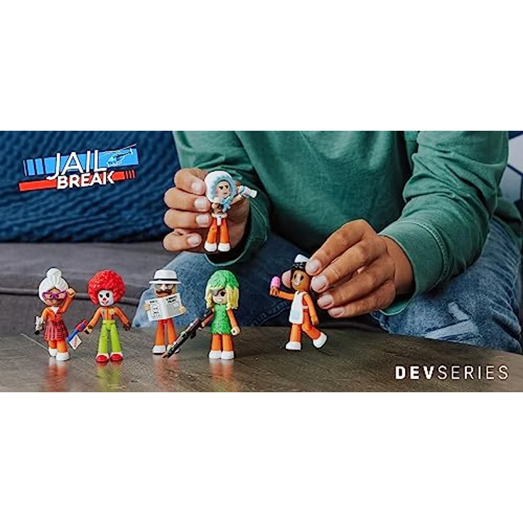 Jazwares Roblox Jailbreak Figuren-Set, 6 bewegliche Actionfiguren mit Zubehör und Spielcode - CRS0059 – Bild 5