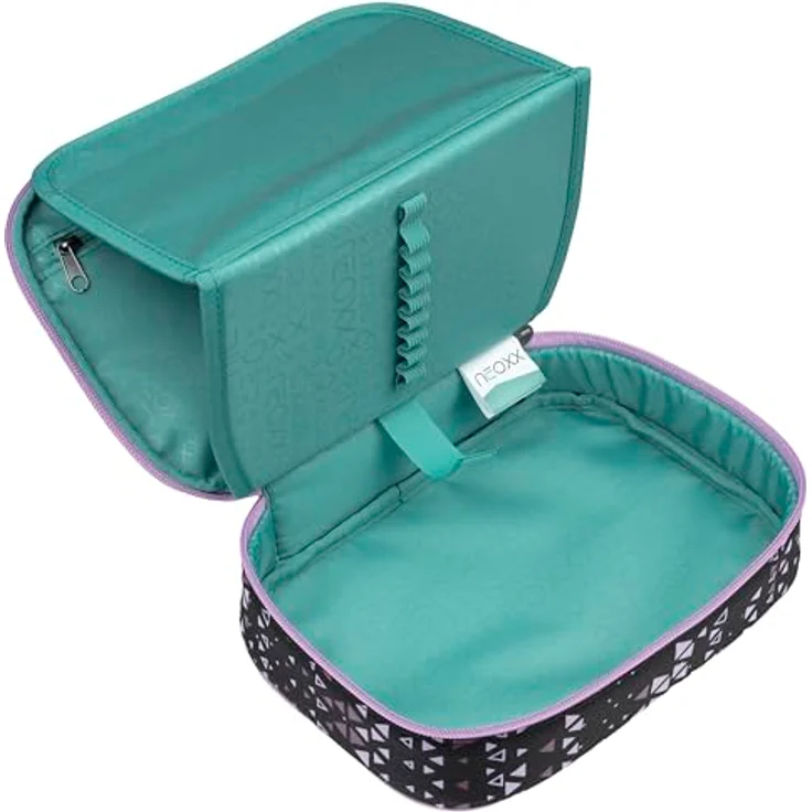neoxx Schlamperbox Dunk Purple Crush, Federmäppchen mit Platz für 1 Geodreieck und 26 Stifteschlaufen, ca. 23,5 x 17 x 6,5 cm, aus recycelten PET-Flaschen – Bild 3