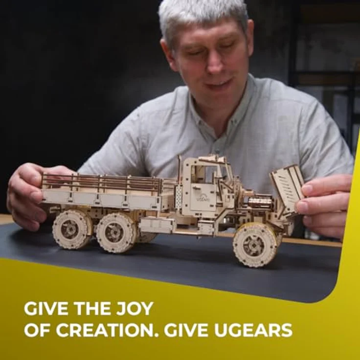 UGEARS Cargo Truck 3D Holzpuzzle, 550 Teile, mechanisches Modell mit Federantrieb für Erwachsene – Bild 4