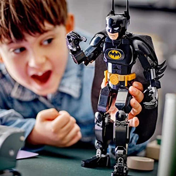 LEGO 76259 DC Batman Baufigur, Superhelden Action Figur und Dekoration, die auf dem Batman-Film von 1989 basiert, Figur mit Umhang, Spielzeug und Sammlerstück aus Gotham City für Kinder ab 8 Jahren – Bild 4