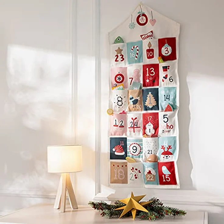 howa Adventskalender zum Befüllen für Kinder und Erwachsene aus Stoff Weihnachtskalender 8803, 24 weihnachtlich bedruckte Täschchen, hochwertige Baumwolle, Maße 94x39 cm, Haken zur Aufhängung – Bild 2
