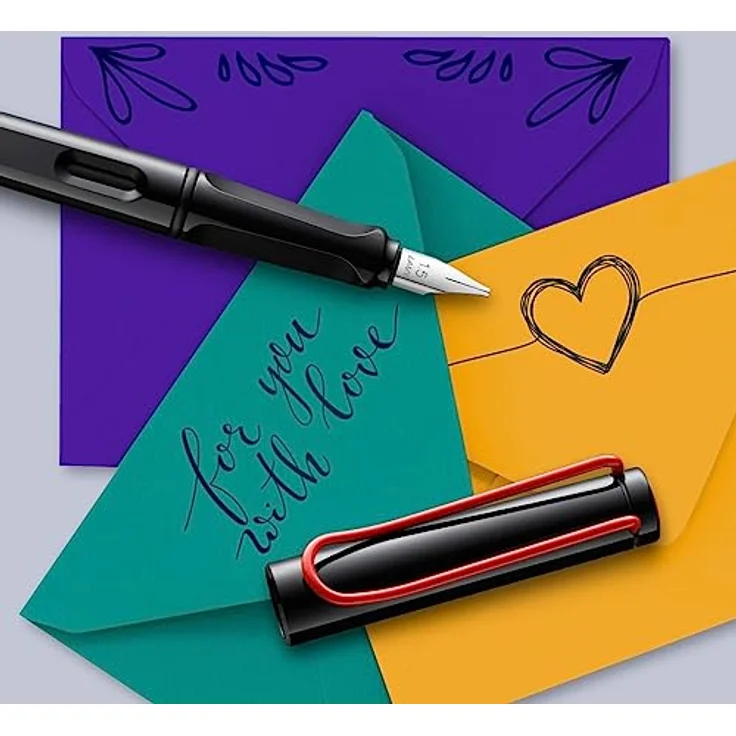 LAMY joy Schönschreibfüller 015 aus robustem Kunststoff in der Farbe schwarz mit Federspitze 1,5 mm, markante Griffmulden, selbstfedernder Metallclip, inkl. Tintenpatrone LAMY T 10 in blau – Bild 5