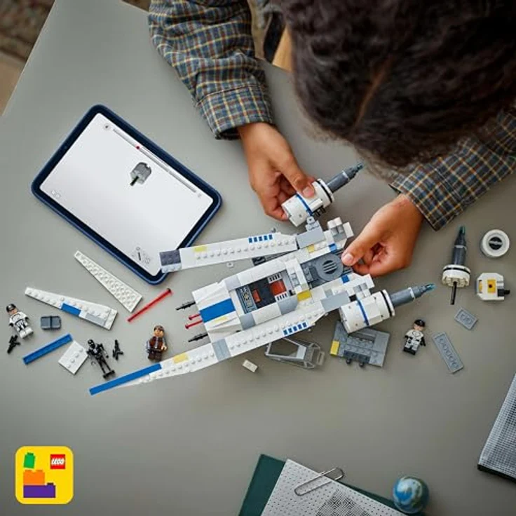 LEGO Star Wars™ 75399 Rebel U-Wing Starfighter Bausatz, 594 Teile, mit 3 Minifiguren und K-2SO, Mehrfarbig – Bild 6