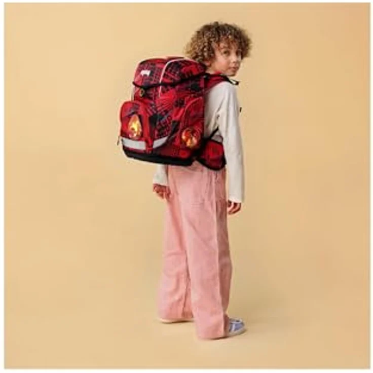 ergobag cubo Schulranzen-Set „AlarmBärreitschaft“, 5-teilig, mit Rückenpolsterung und Höhenverstellsystem, auslaufsicher, inklusive Kletties zur Individualisierung – Bild 6
