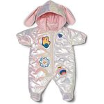 BABY Born Schneeanzug mit Hasenohren für 43 cm große Puppen, winterlicher Look für Puppenabenteuer im Schnee, neutraler Farbton