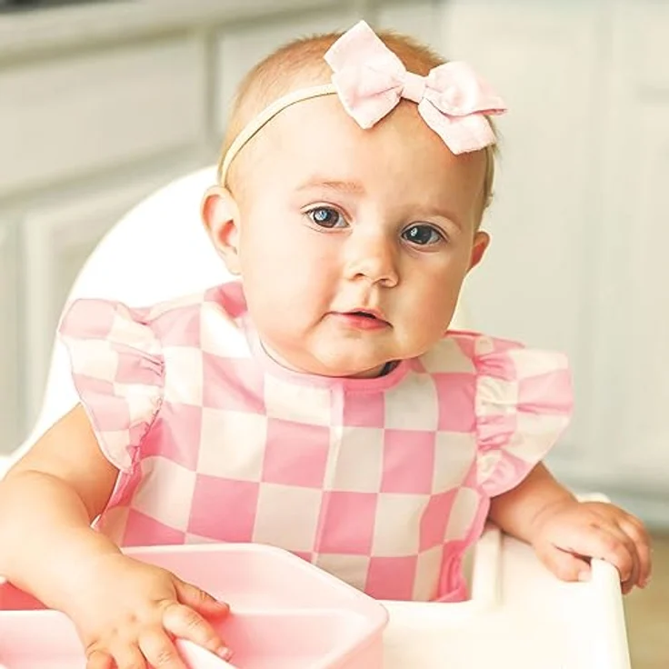 Tiny Twinkle Schmutzfeste Baby-Lätzchen zum Essen, Wasserdichte, Abwischbare Lätzchen für Mädchen, 3er Pack, Kariert, Reisefreundlich, Frei von PFAS, PVC, BPA und Phthalaten – Bild 2