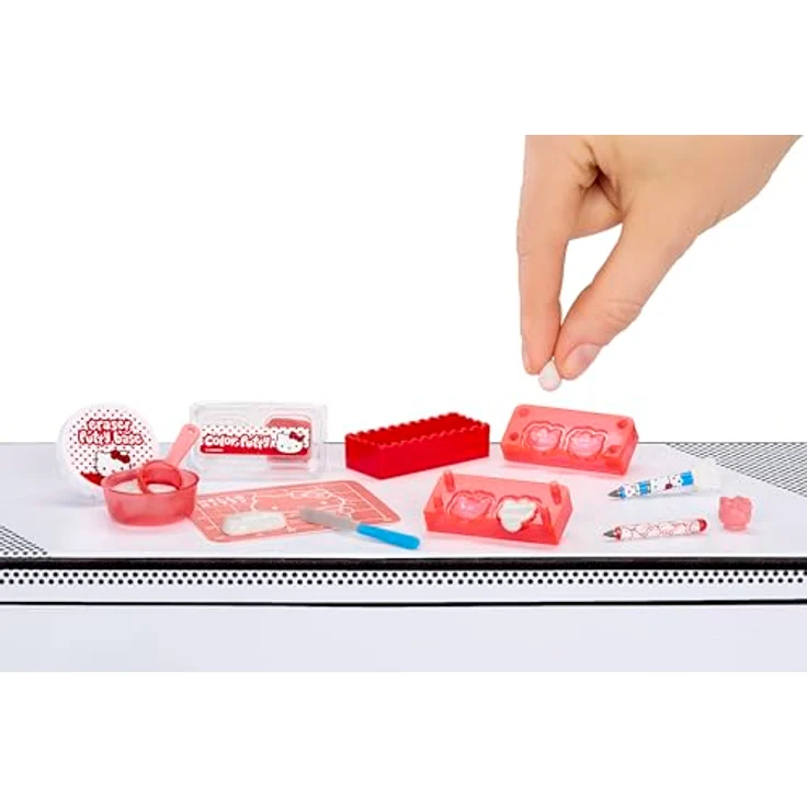 MGA Entertainment MGA's Miniverse - Make It Mini Hello Kitty, Schreibwaren Set zum Selberbasteln, Miniaturformat – Bild 2