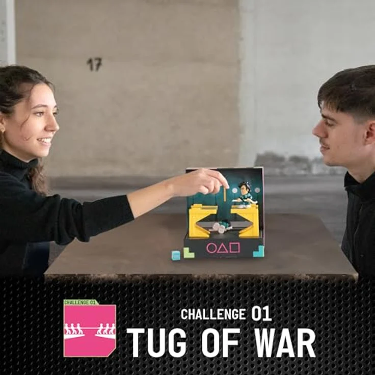 Squid Game Tug of War Challenge (70111), Brettspiel mit 2 exklusiven Figuren und Mini-Set, für 2 Spieler ab 17 Jahren – Bild 6