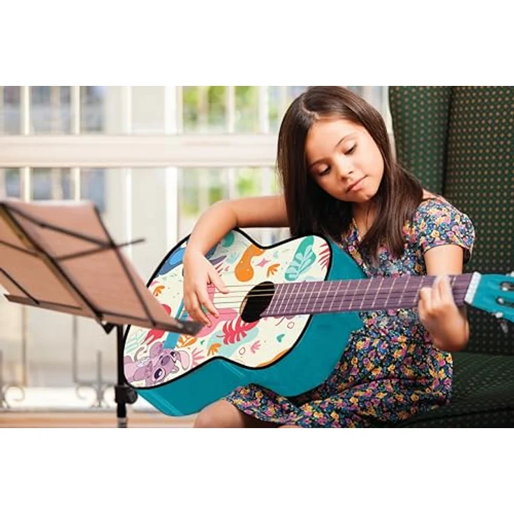 Lexibook Disney Stitch, Meine erste Akustikgitarre aus Holz, 78 cm (30"), 6 Nylonsaiten, inklusive Lernanleitung, Plektrum und Gurt, Blau, K2000D – Bild 4