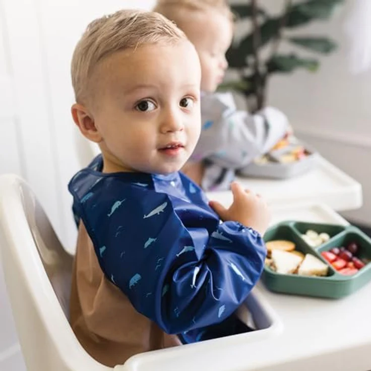 Tiny Twinkle Schmutzfestes Baby-Lätzchen mit Ärmeln, Pflegeleicht & Maschinenwaschbar, Ocean Life, für 6–24 Monate – Bild 5