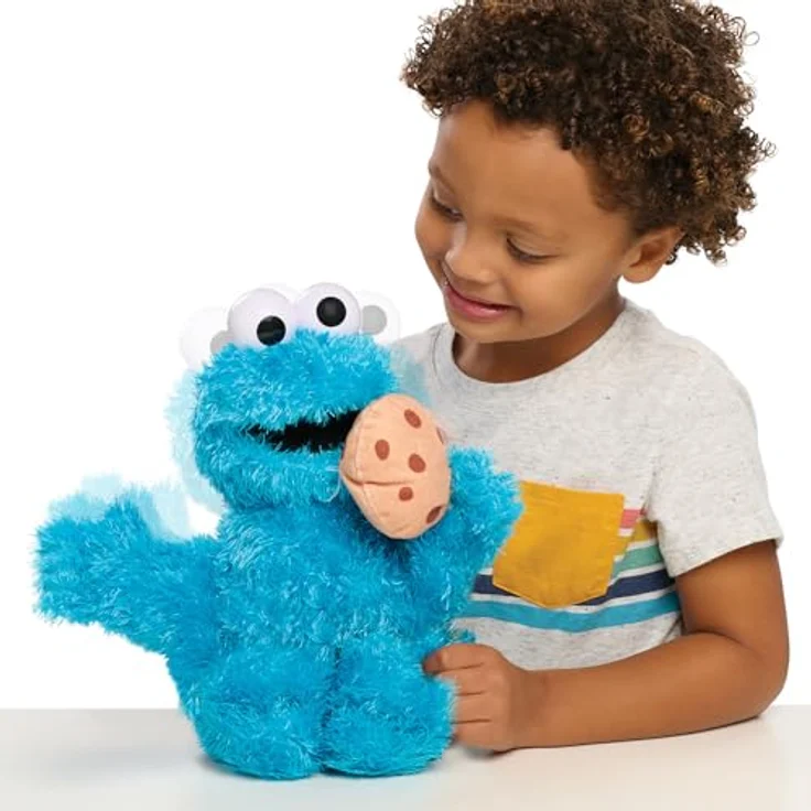 Just Play Ltd. Sesamstrasse - Krümel Monster Plüschfigur, kitzliges Monster mit Mampfgeräuschen, blau – Bild 2