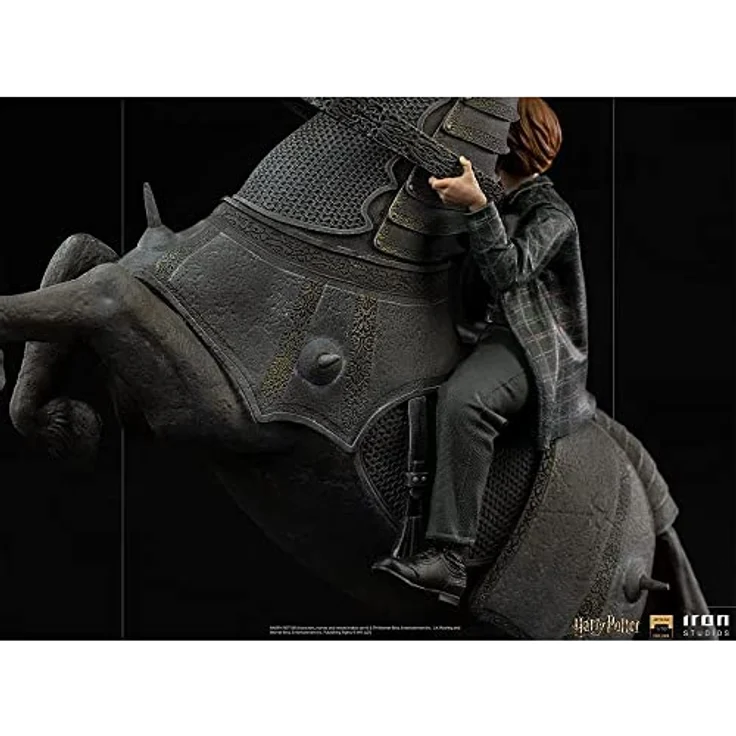 Iron Studios Deluxe: Harry Potter - Ron Weasley at The Wizard Chess Art Scale Statue (1/10) (WBHPM40521-10) – Bild 6