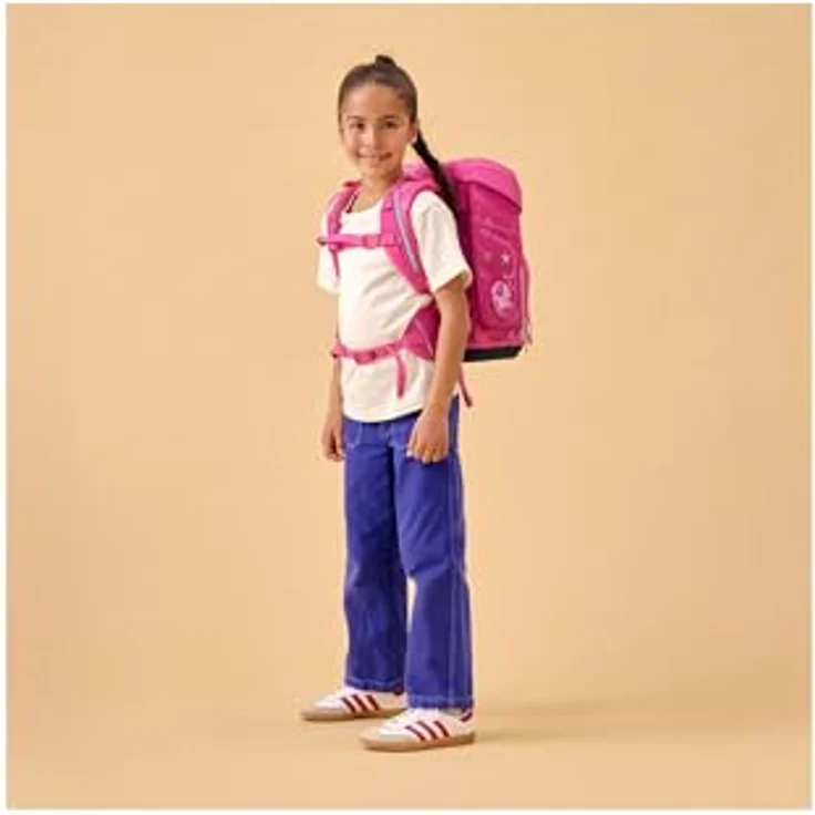 ergobag cubo Set, ergonomischer Schulranzen 5-teilig für 1. Klasse, standfest, mit Individualisierungsmöglichkeiten, gefertigt aus 27,7 recycelten PET-Flaschen – Bild 2