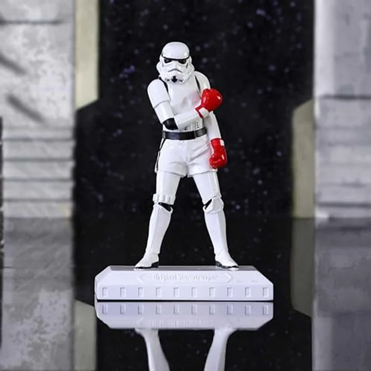 Nemesis Now Star Wars - Stormtrooper Boxer, Sammelfigur aus Polyresin, handbemalt, mit roten Boxhandschuhen – Bild 8