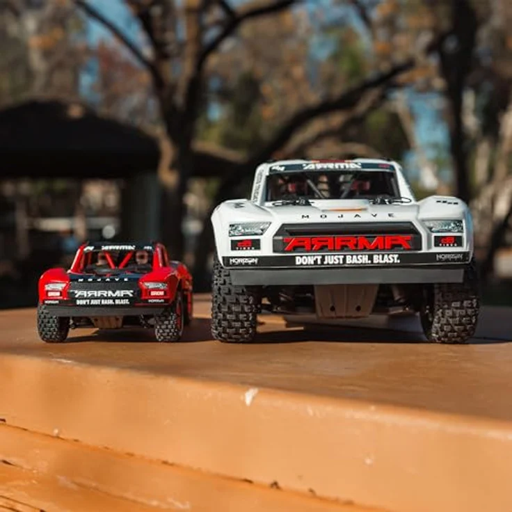 ARRMA Mojave Grom Ferngesteuertes Auto, RC Auto 1/18, bürstenloser Motor über 30 km/h, inkl. Akku und Zubehör, Rot-Schwarz – Bild 3
