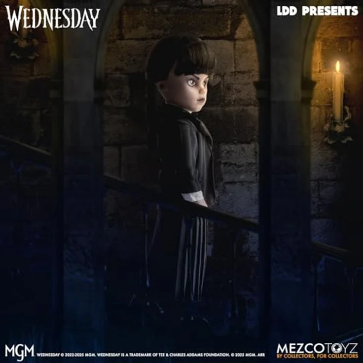 Mezco Wednesday Uniform Figur 25,5 cm, Living Dead Dolls mit Nevermore Academy Uniform – Bild 2