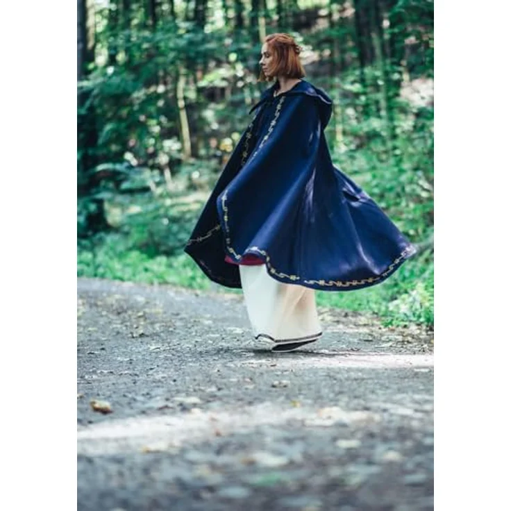 Leonardo Carbone® Mittelalter Wollumhang Ásidís mit Handstickerei - Mittelalter Kleidung Damen, Cape Damen, Hobbit Kostüm, LARP-Kleidung, Wikinger, Cosplay Damen, Halloween, Karneval Blau – Bild 4