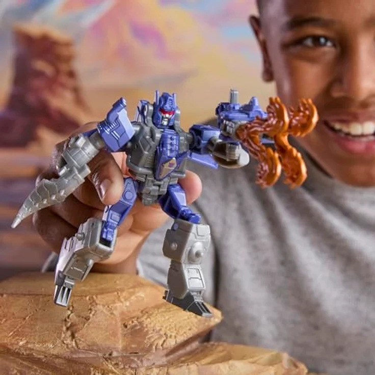 HASBRO Transformers Cyberworld Galvatron, 10 cm Figur mit verwandelbarem Flammenblaster und Junkion-Drachen-Modus – Bild 4