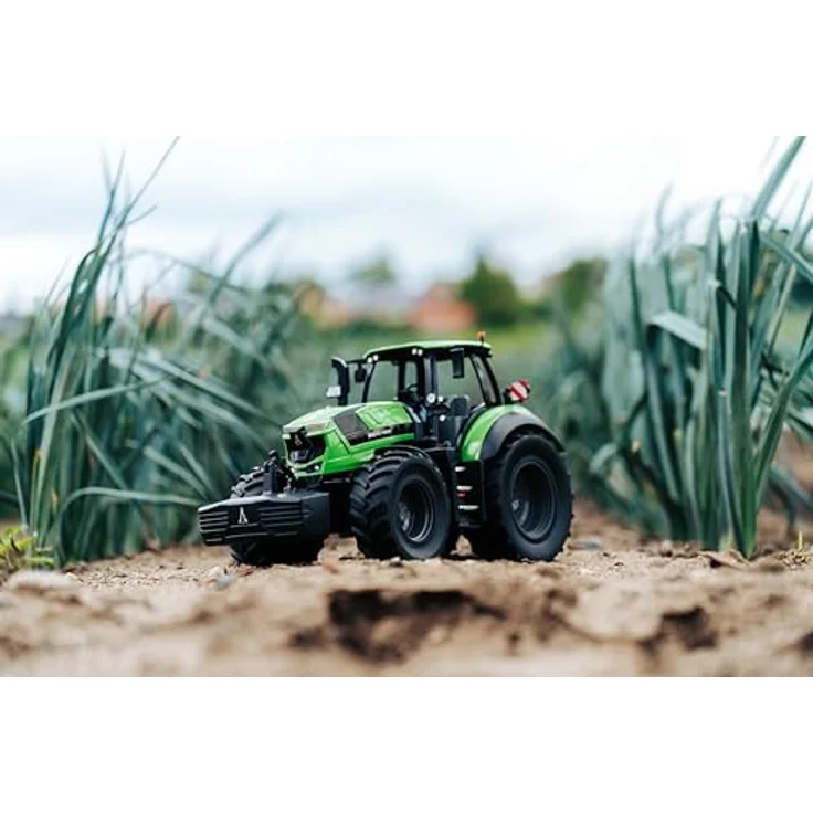 Carson Deutz-Fahr Traktor 8280 TTV, 1:16 RC-Modell mit 2,4 GHz Fernsteuerung, LED-Frontbeleuchtung und 90 Minuten Betriebsdauer – Bild 5