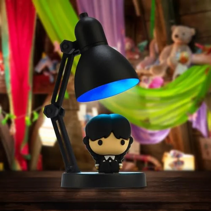 ThumbsUp! Mini Lampe - Wednesday, LED Nachtlicht im Gothic-Design, batteriebetrieben, 9cm hoch – Bild 5