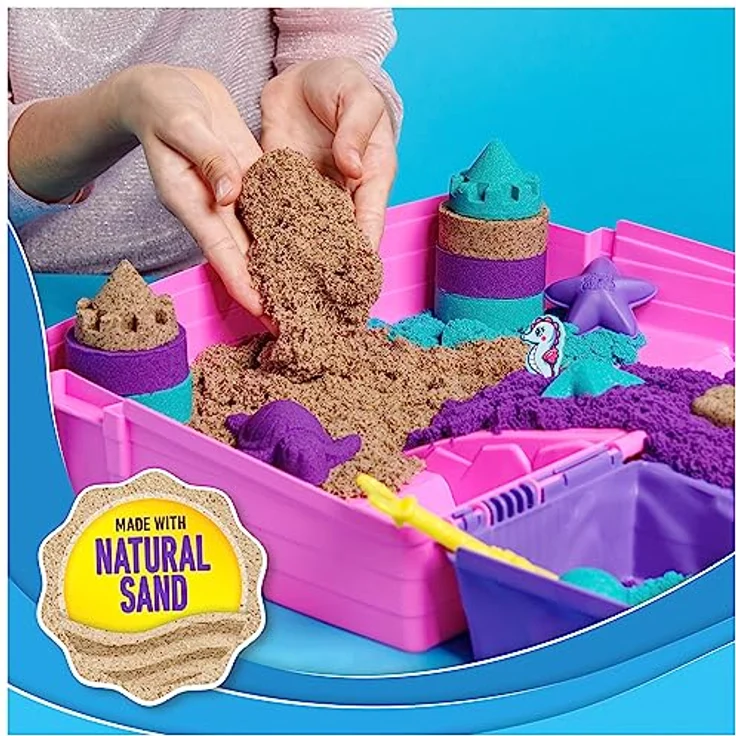 Kinetic Sand Meerjungfrauen Koffer - mit 1 kg original kinetischem Sand aus Schweden in 3 Farben, 6 Förmchen, 1 Schaufel für kreatives Indoor-Sandspiel, für Kinder ab 3 Jahren – Bild 4