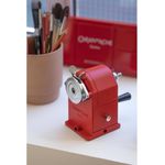 Caran d'Ache Spitzmaschine aus Metall, präziser Anspitzer für exakte Stiftspitzen, klassisches Design