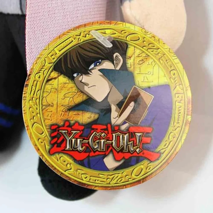 BEMIRO Yu-Gi-Oh! Kuscheltier Seto Kaiba – 21 cm – Hochwertig verarbeitet mit gestickten Details – Original Lizenzartikel aus der Kult-Anime-Serie – Bild 3