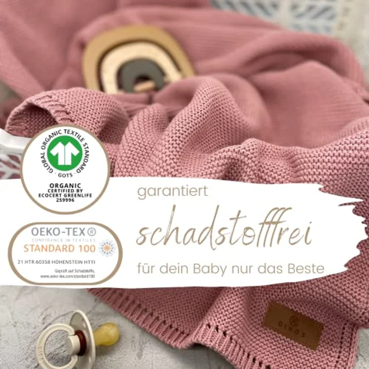 DIKOS® Babydecke Beere aus *100%* GOTS Bio Baumwolle | 4 Jahreszeiten Neugeborenen Decke für Baby Mädchen | Strickdecke Kuscheldecke Baumwolldecke Kinderwagen | Erstausstattung Geschenk zur Geburt – Bild 3