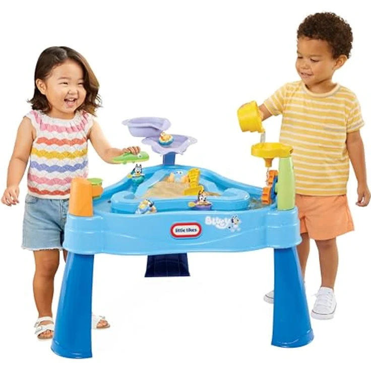 little tikes Bluey Beach Water Table, 2-in-1 Wassertisch mit 6 Zubehörteilen und Bluey Figuren, für Kinder von 1-6 Jahren – Bild 5