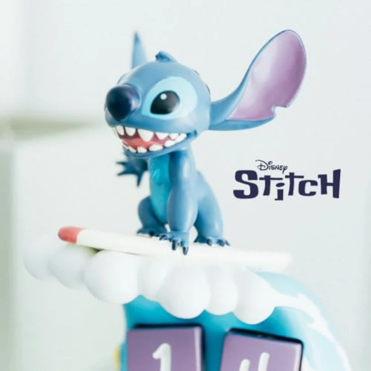 Grupo Erik Stitch 3D Ewiger Kalender Surfer, handbemalt aus hochwertigem Harz, mit Datumsblöcken, 15,5 x 11,7 x 11,7 cm – Bild 6