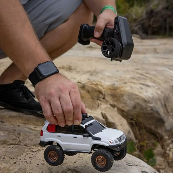 Axial 1/24 SCX24 Lexus GX 470 4X4 RTR, Brushed Rock Crawler mit ABS-Karosserie, ölgefüllten Stoßdämpfern, inklusive Akku und Ladegerät, Weiß – Bild 5
